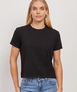 Cropped Fitted Crew Marcy Tee