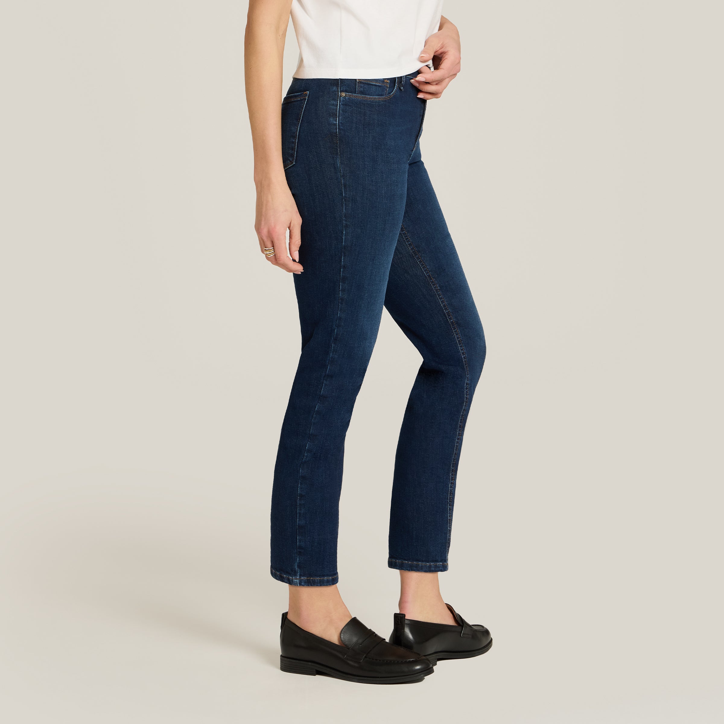mcsi_loga_5mon_2400x2400_3.jpg