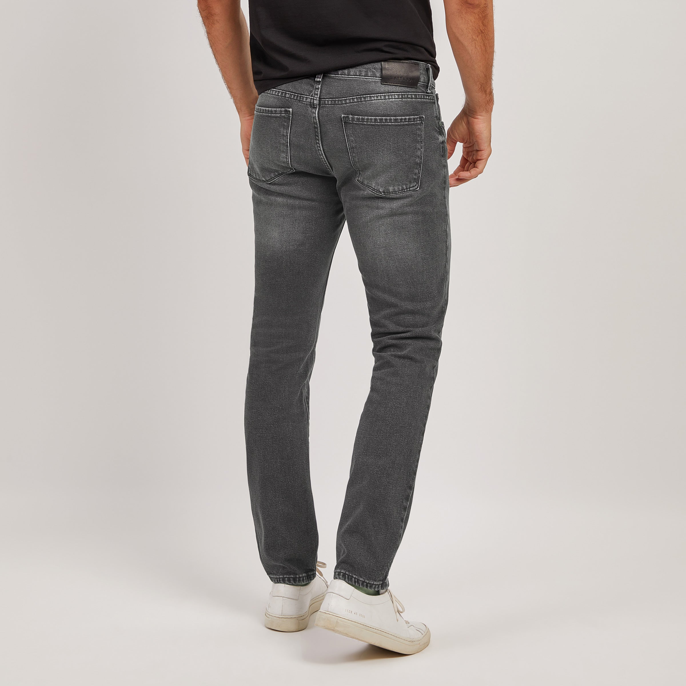 slim_alle_22mo_2400x2400_04_452cb01f-b7a0-4285-8c0c-71664d3dd8d5.jpg