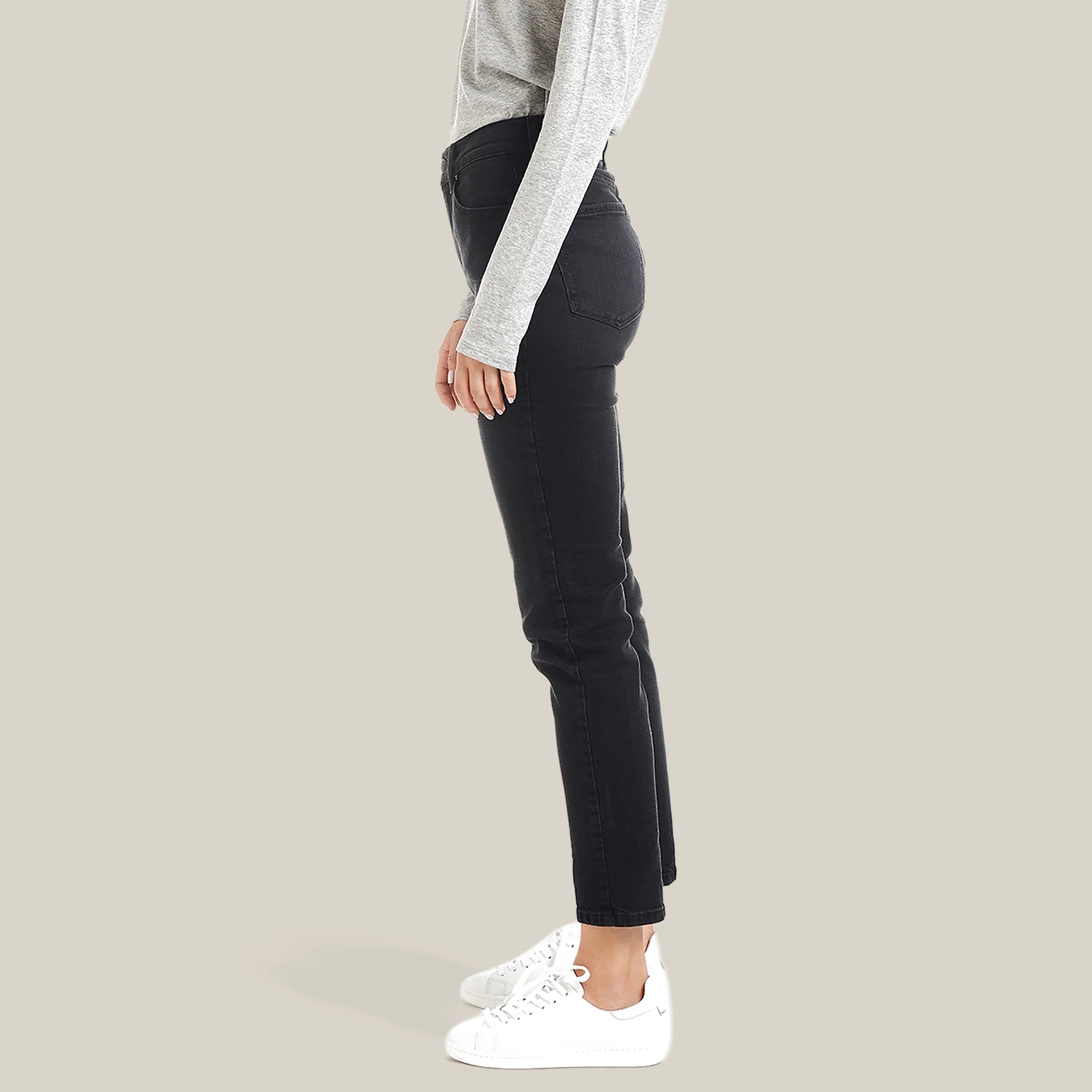 slim_boyfriend_100_cotton_black_073018_0181_1.jpg