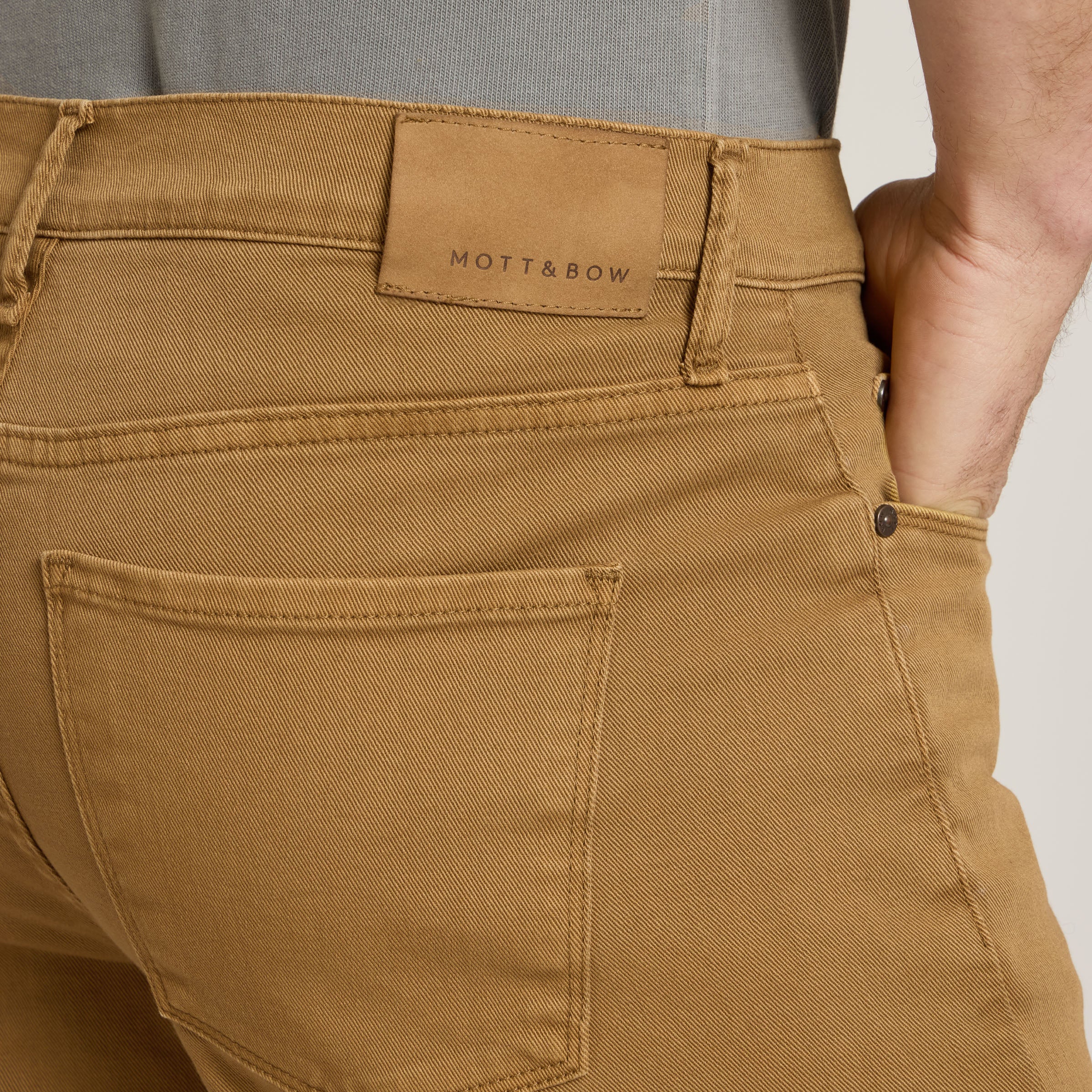 stra_merch_khak_6_1cfaebde-3017-49b7-928a-06ac25125774.jpg